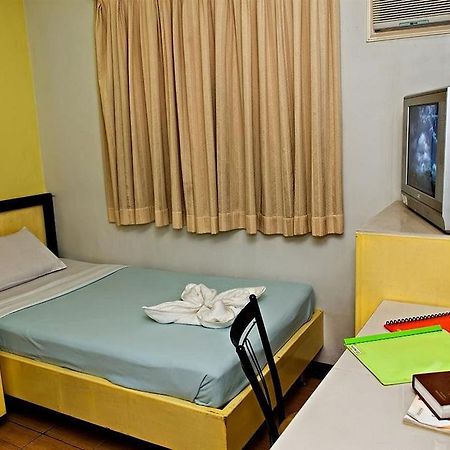 Riverside Inn Babuy Dış mekan fotoğraf