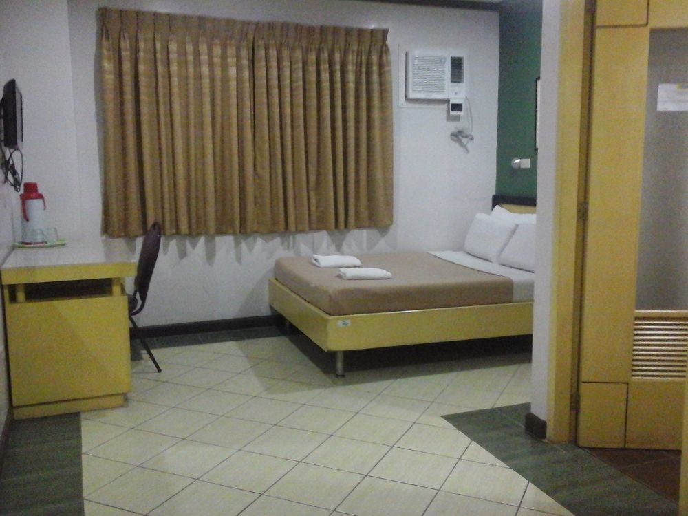 Riverside Inn Babuy Dış mekan fotoğraf