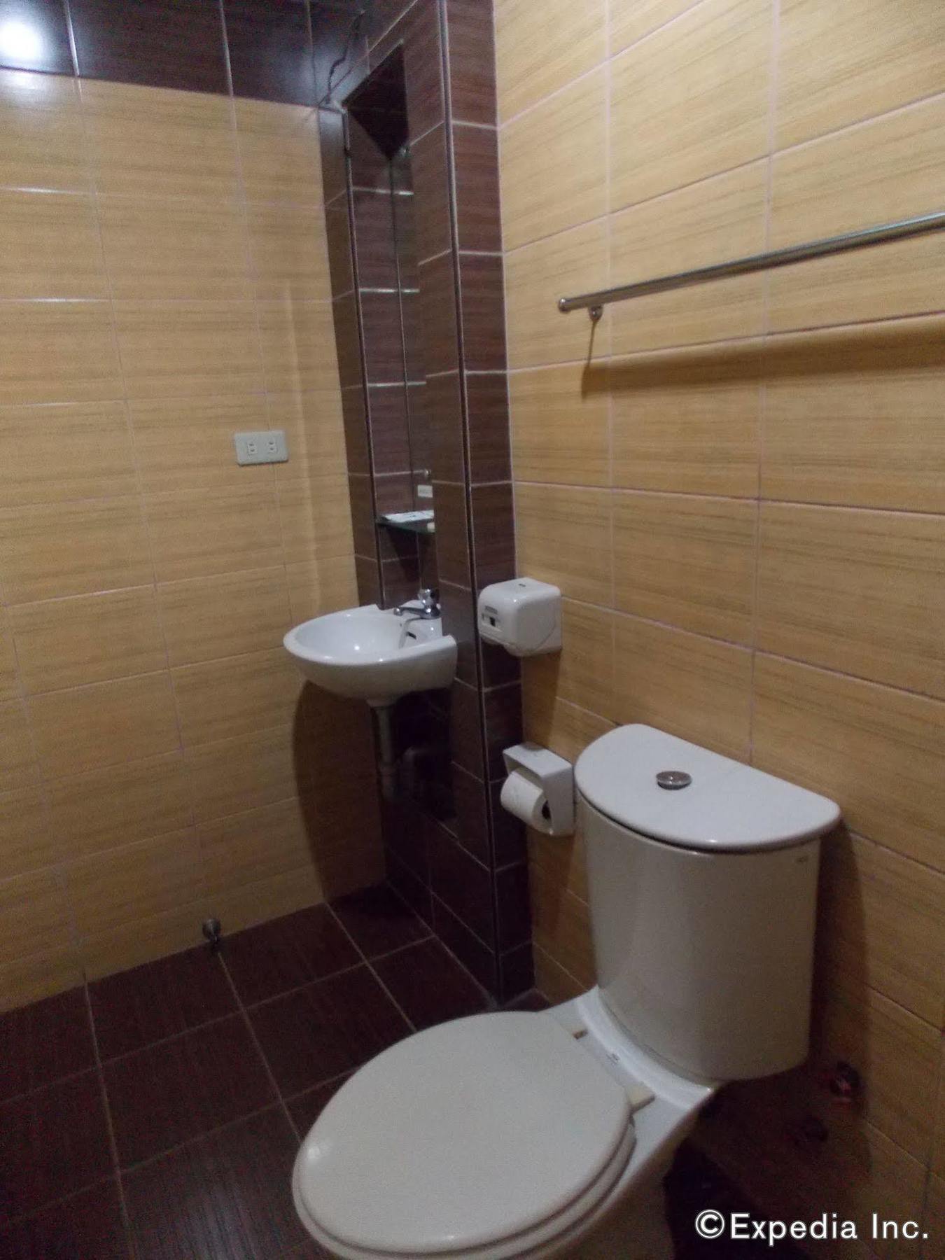 Riverside Inn Babuy Dış mekan fotoğraf