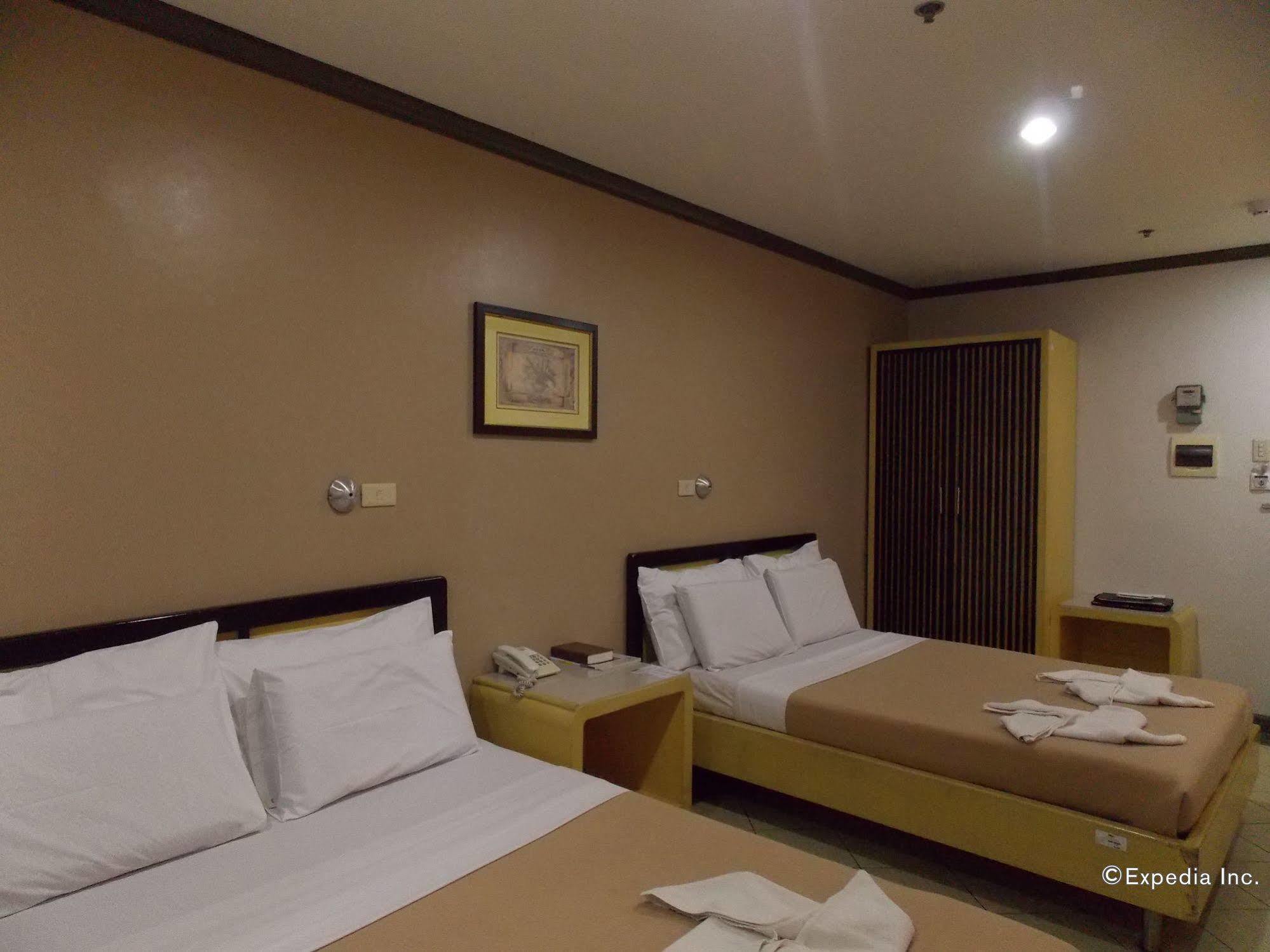 Riverside Inn Babuy Dış mekan fotoğraf