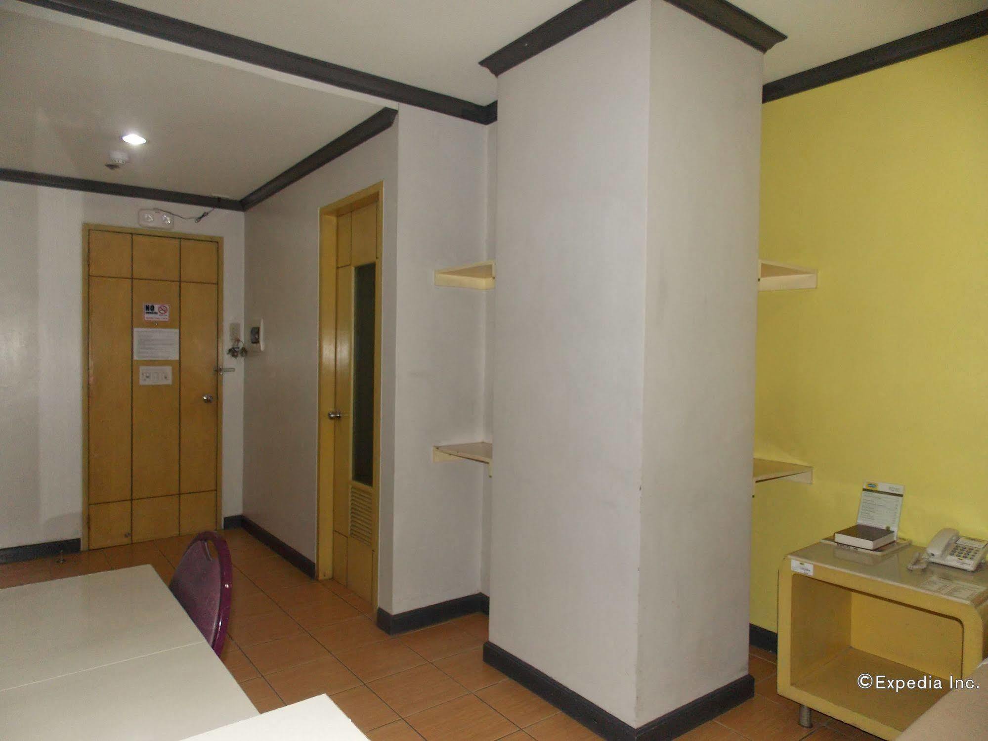 Riverside Inn Babuy Dış mekan fotoğraf