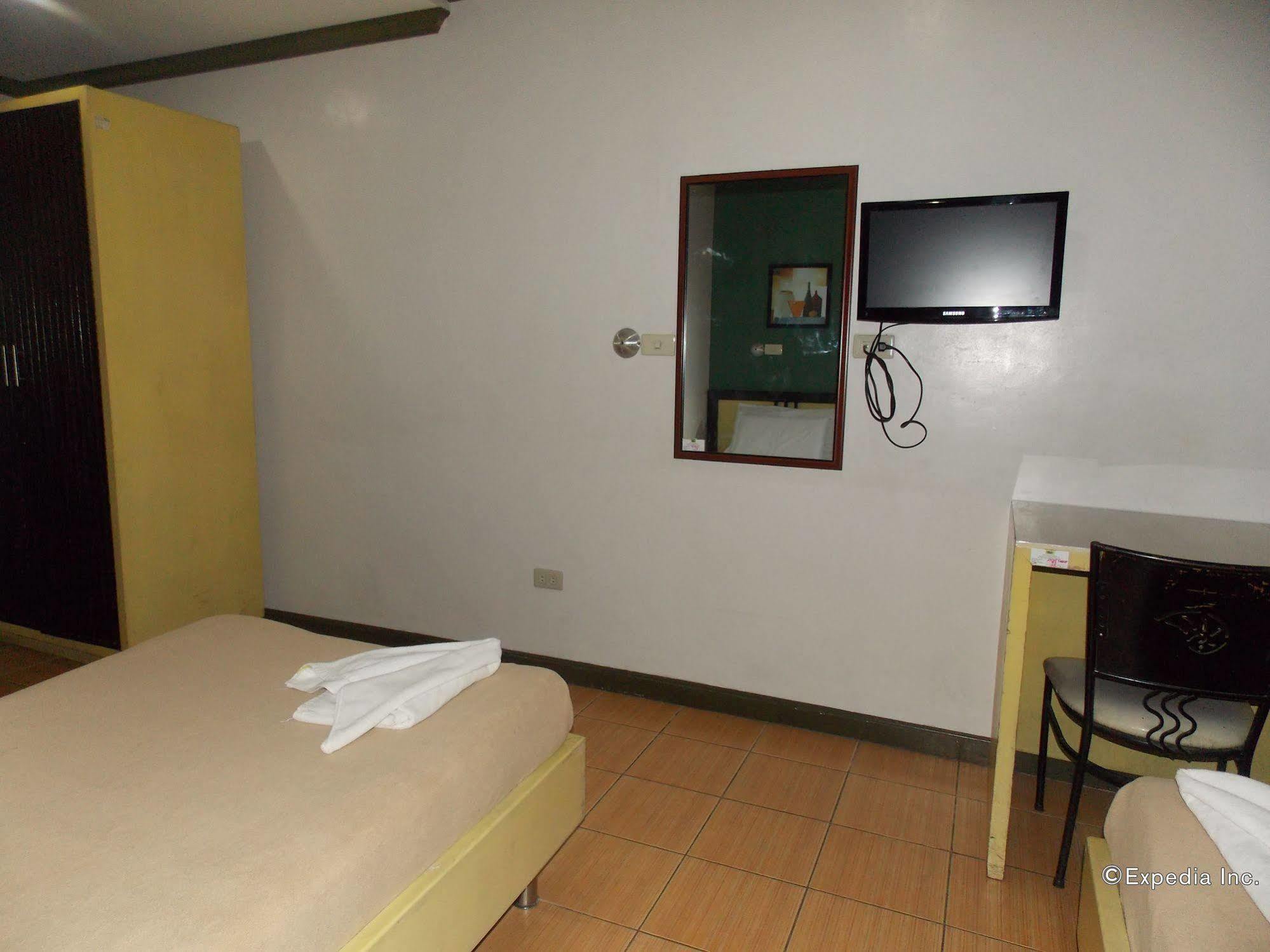 Riverside Inn Babuy Dış mekan fotoğraf