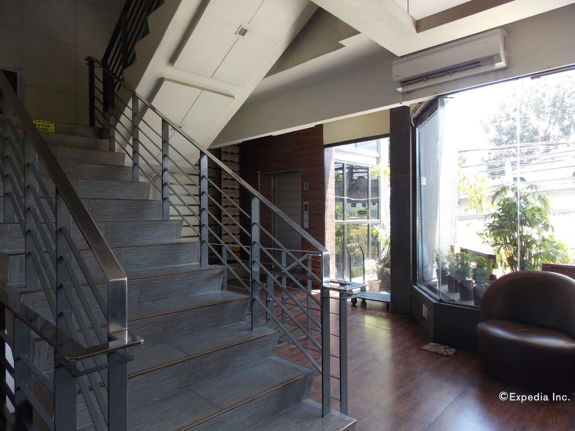 Riverside Inn Babuy Dış mekan fotoğraf