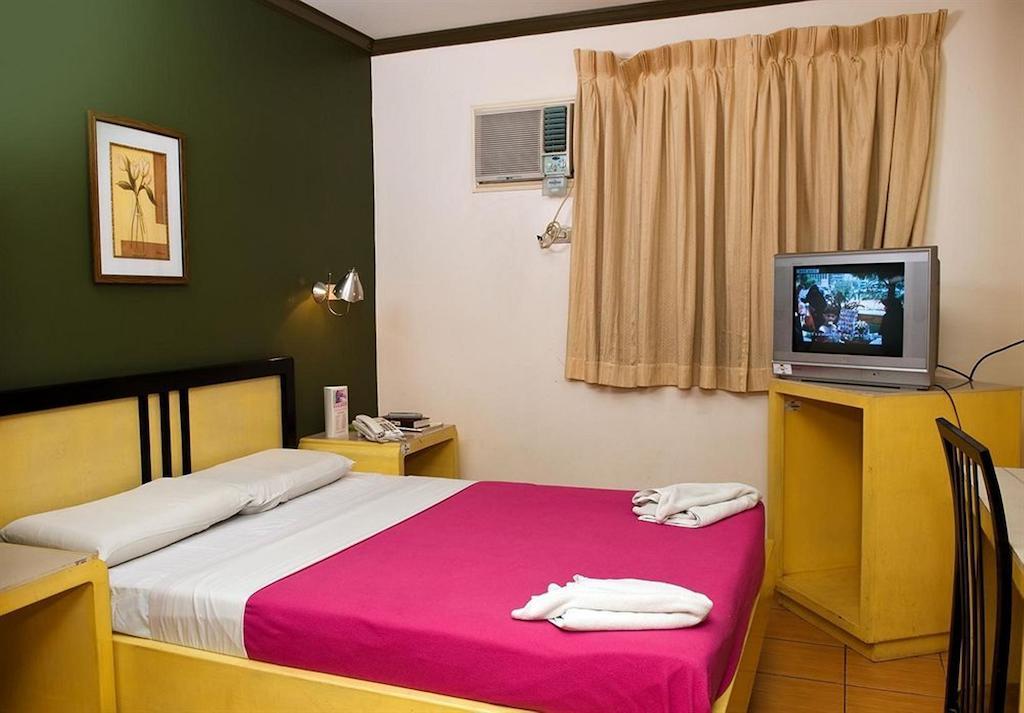 Riverside Inn Babuy Dış mekan fotoğraf