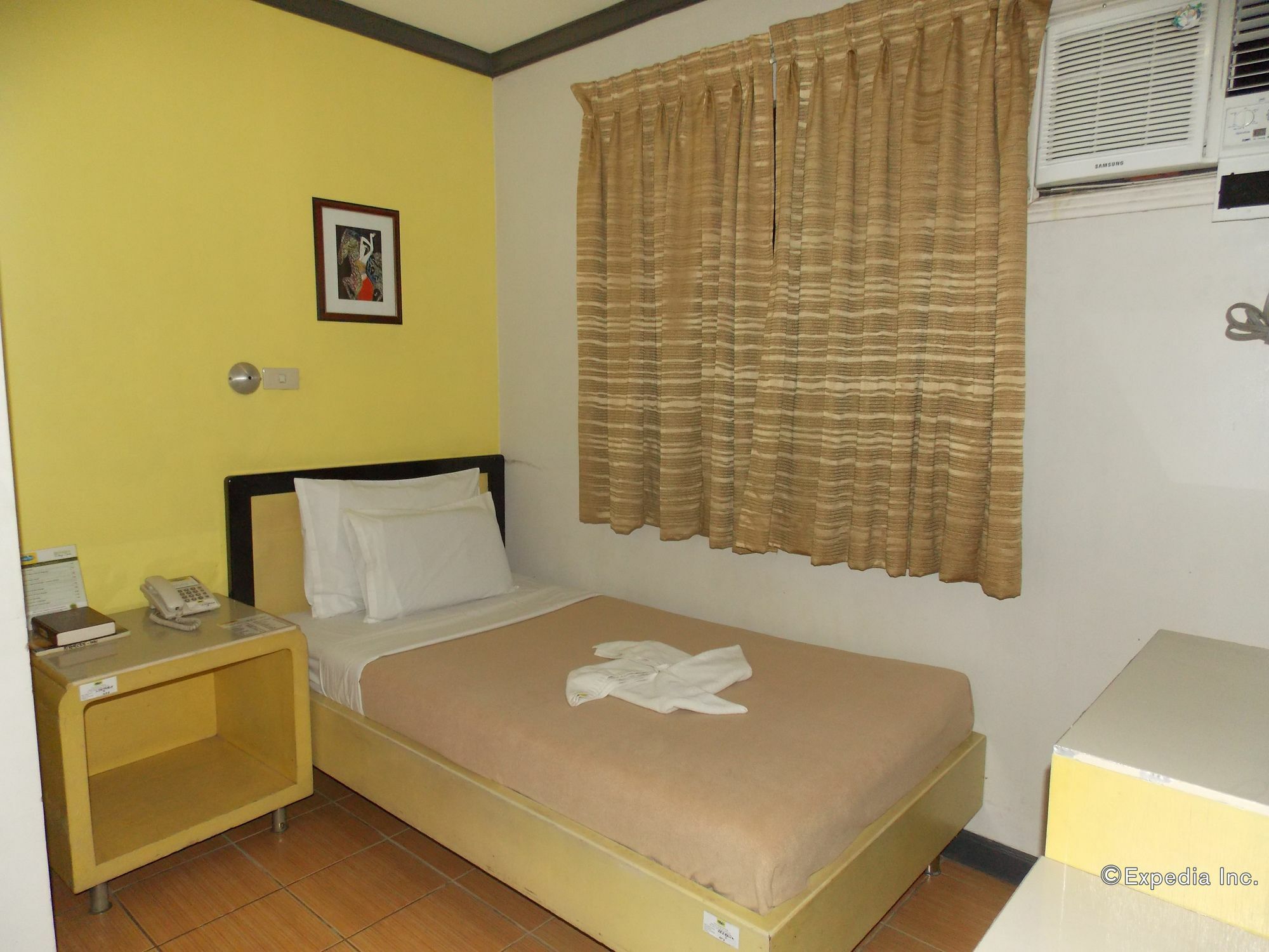 Riverside Inn Babuy Dış mekan fotoğraf